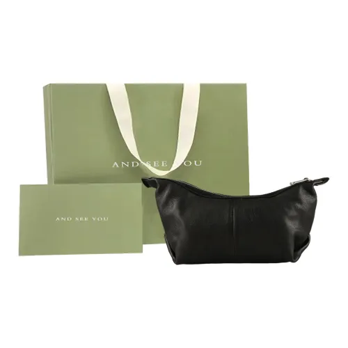 ANDSEEYOU Sheepskin Crossbody Bag Women's Black/Silver