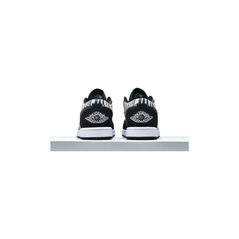 Jordan 1 Low GS Zebra-7
