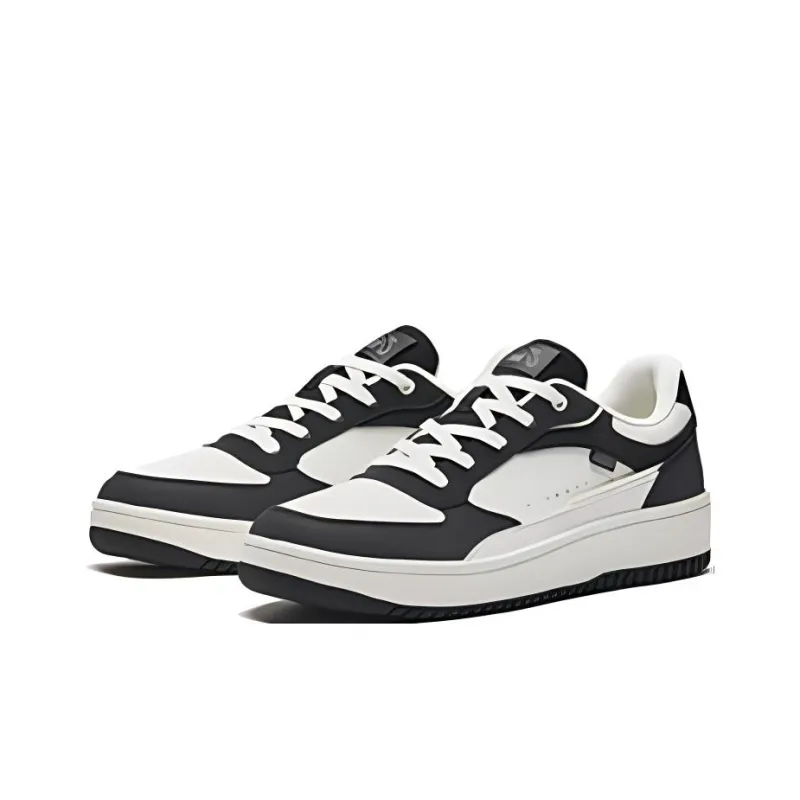 Anta Wear Resistant Slip Resistant Low Top Skateboard Shoes Men's Black White-1