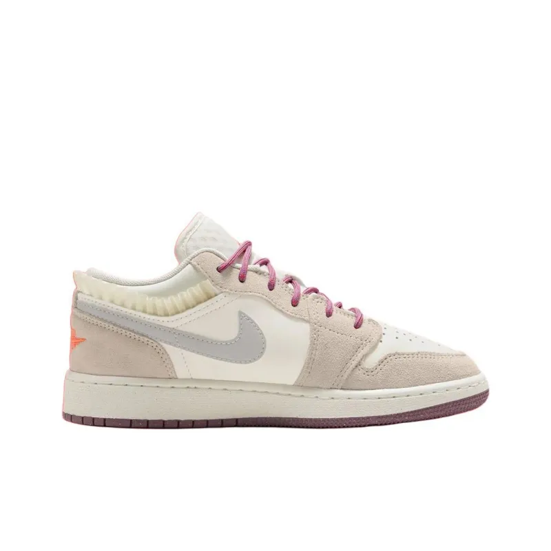 Jordan Air Jordan 1 LOW Anti Slip Wear Resistant Low Top Kids' Skateboarding Shoes Sail White Teenagers-4