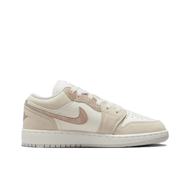 Jordan 1 Low SE Legend Light Brown GS-2