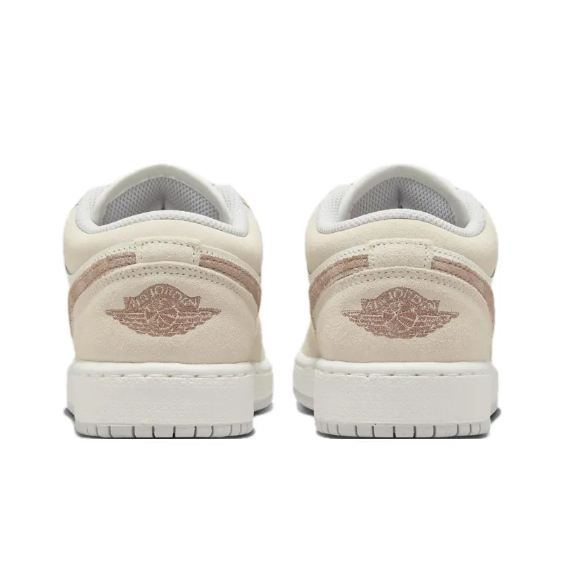 Jordan 1 Low SE Legend Light Brown GS-4