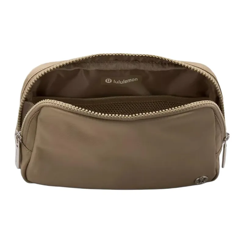 Lululemon Everywhere Recycled Polyester Fanny Pack Large Size Unisex Light Yellow Brown/Mohave Brown/Bone Multicolor-3