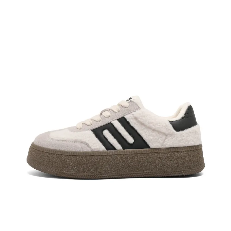 BELLE Anti Slip Wear Resistant Low Top Skateboard Shoes Women's-1