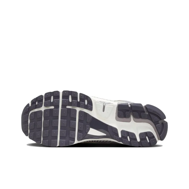 Nike Zoom Vomero 5 Platinum Violet-5
