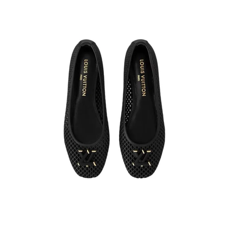 LOUIS VUITTON Shake Casual Single Shoes Women's Black-3