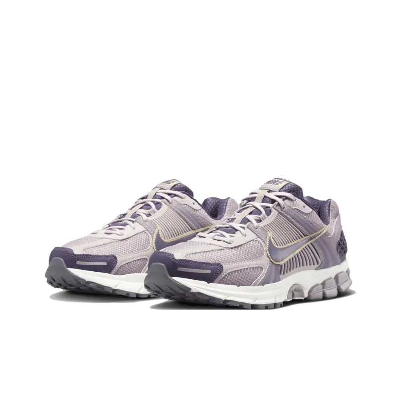 Nike Zoom Vomero 5 Platinum Violet-2