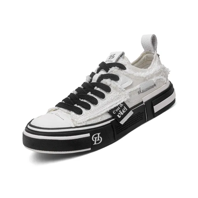 Daisy Fellowes Chocolate Low-Top Skateboard Shoes Unisex-10