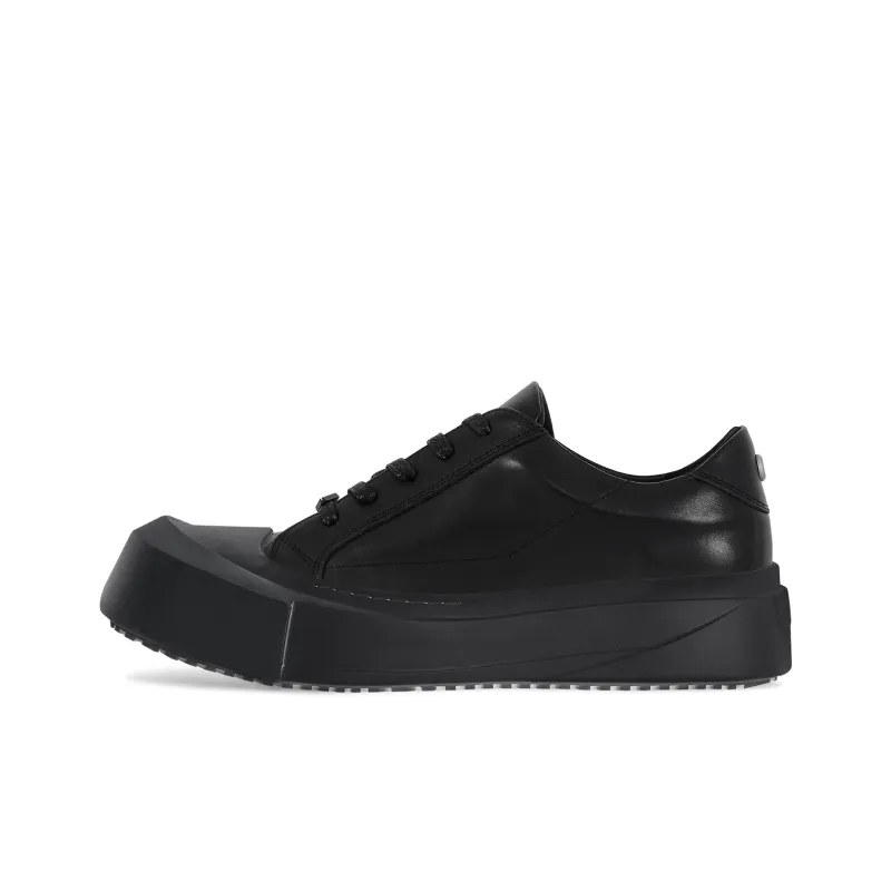 TERRA INCOGNITA Low Top Skateboard Shoes Unisex Crescent Moon Box-19