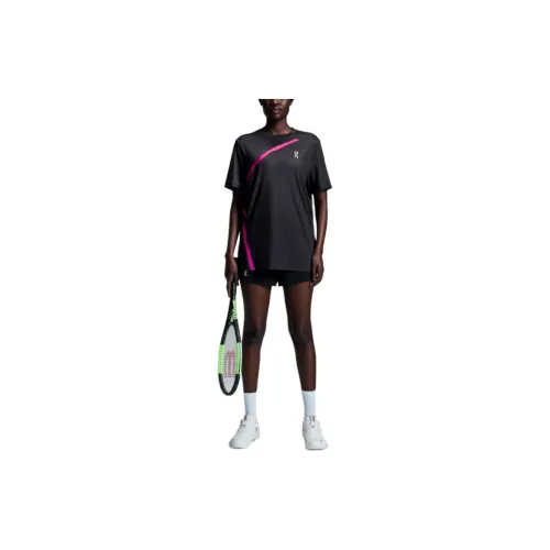 On Court T-Shirts Women's Black