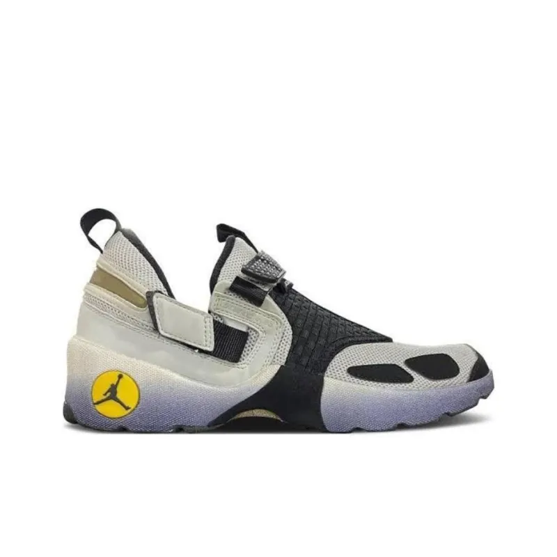 Jordan Trunner Anti-Slip Wear-Resistant Low-Top Training Shoes Unisex Gray Black-1