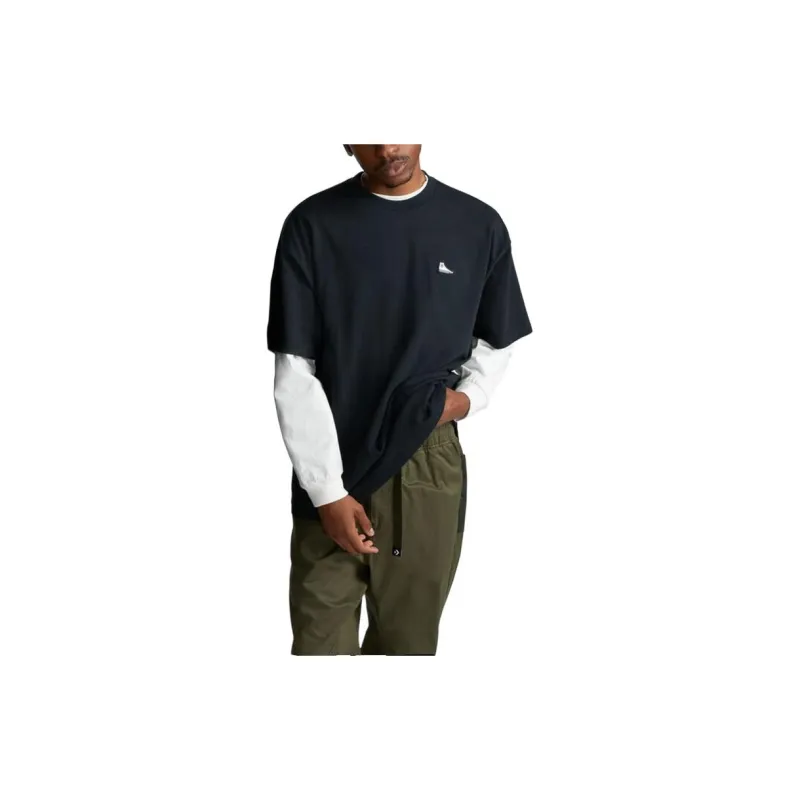Converse Go-To Sneaker Patch Loose-Fit T-Shirt-2