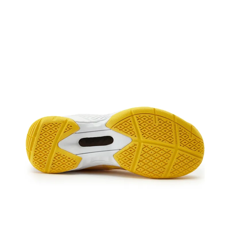 KUMPOO Cushioning Coverage Wear Resistant Breathable Slip Resistant Low Top Badminton Shoes White/Yellow-4