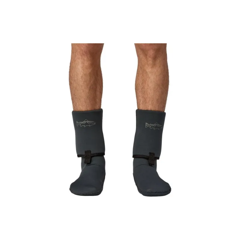 Patagonia SS24 Wading Socks With Gravel Guard Knee High Socks Unisex 1 Pack Black-1