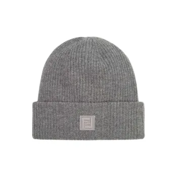 FENDI Logo Patch Ribbed Beanie