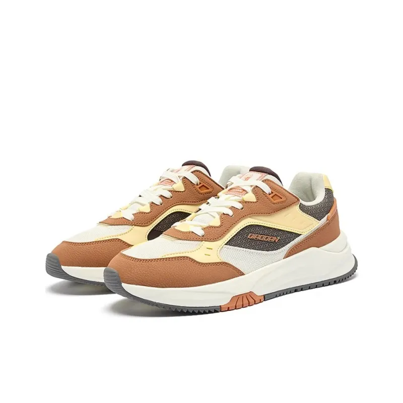 QIAODAN Breathable And Lightweight Low Top Casual Shoes Men's Brown Yellow-1