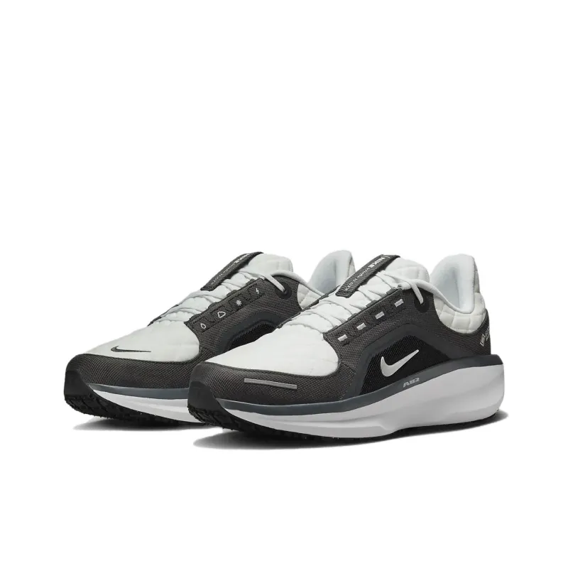 Nike Winflo 11 Gore Tex Anthracite Black Photon Dust Metallic Silver-2