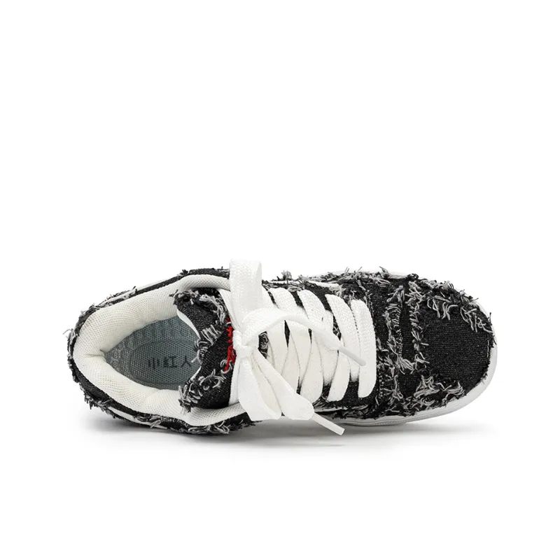 Little Red Man Low Top Casual Shoes Unisex-7