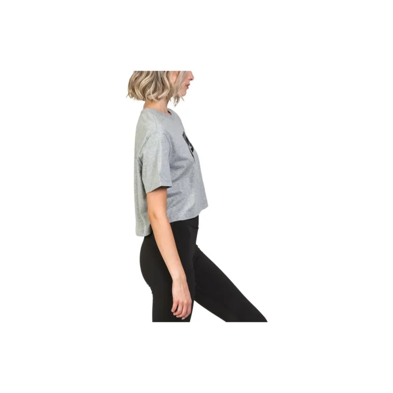 Nike Sportswear Essential Women's Cropped Logo T Shirt-2