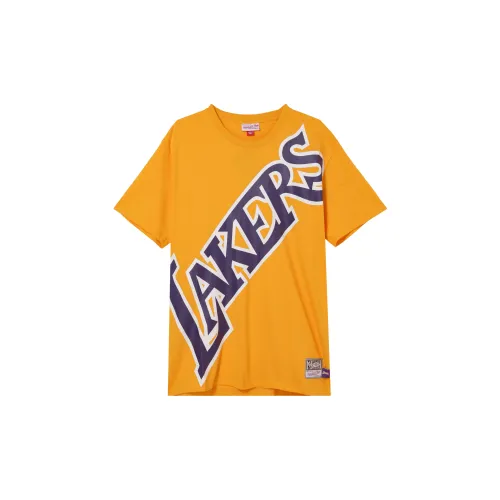 Mitchell Ness T-Shirts Men Yellow