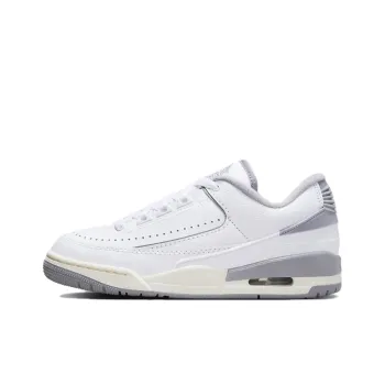 Jordan AIR JORDAN 2/3 Anti Slip Wear Resistant Low Top Children's Basketball Shoes White Teenagers