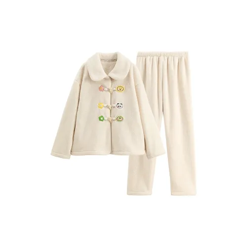 FENTENG x LINE FRIENDS Pajama Set Women's Ecru