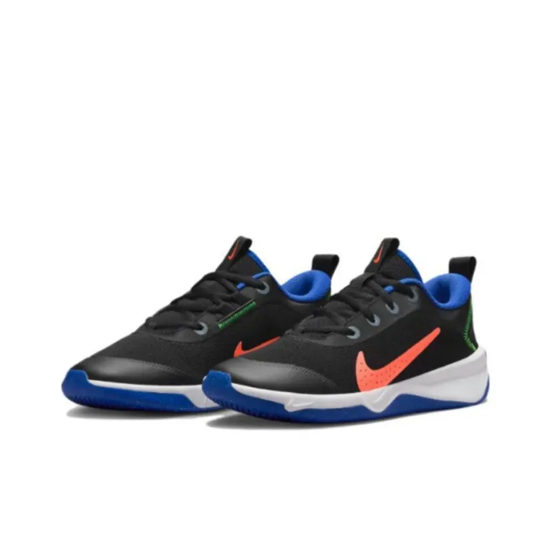 Nike Omni Multi-Court GS 'Black Hyper Orange'-3