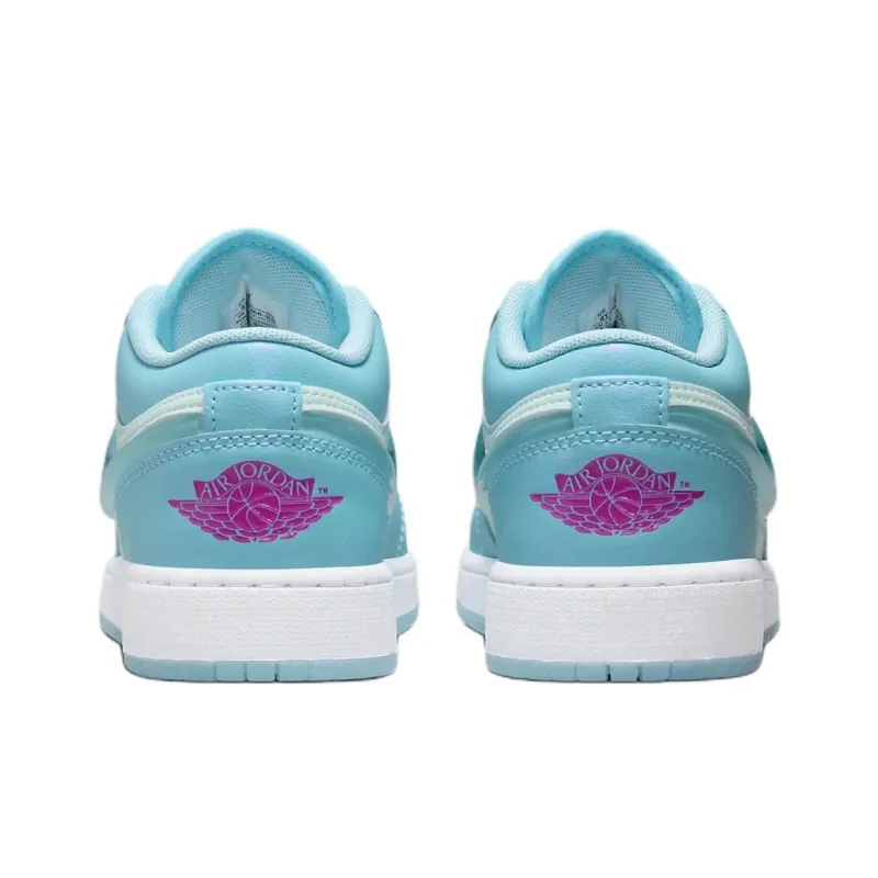 Jordan 1 Low SE Aquarius Blue GS-3