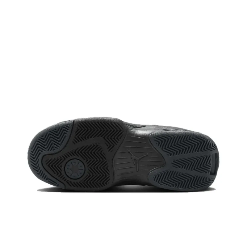 Jordan Max Aura 6 Abrasion Resistant Shock Absorbers Low Top Kids Lifestyle Shoes Black Teenagers-5