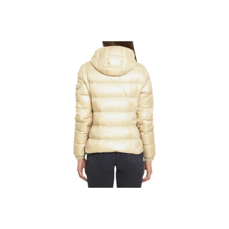Moncler Down Jacket Women's Cream-2