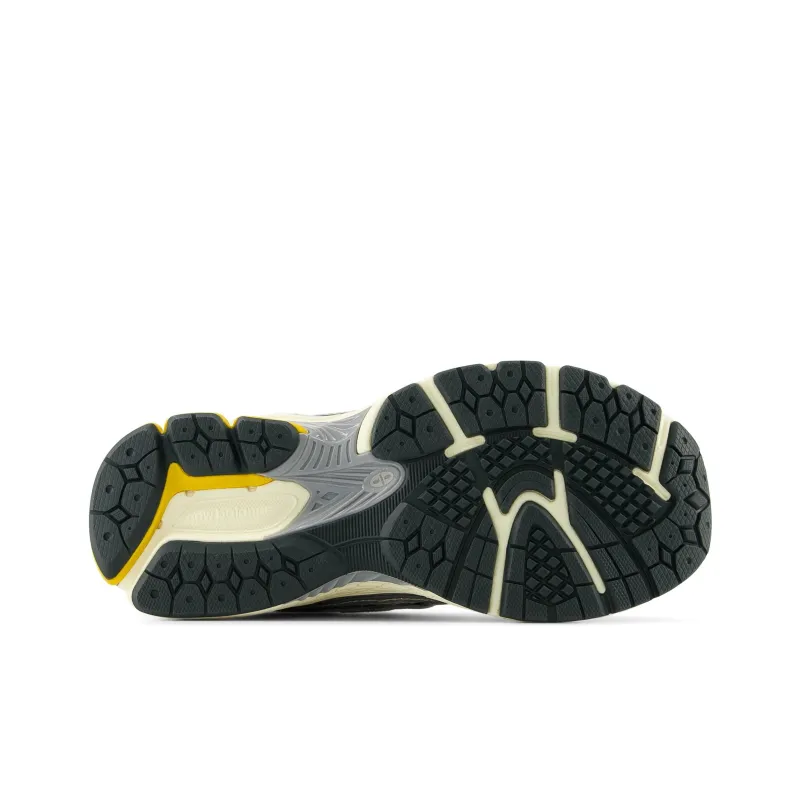 New Balance 1906RD Logo-appliqué Mesh Sneakers-5