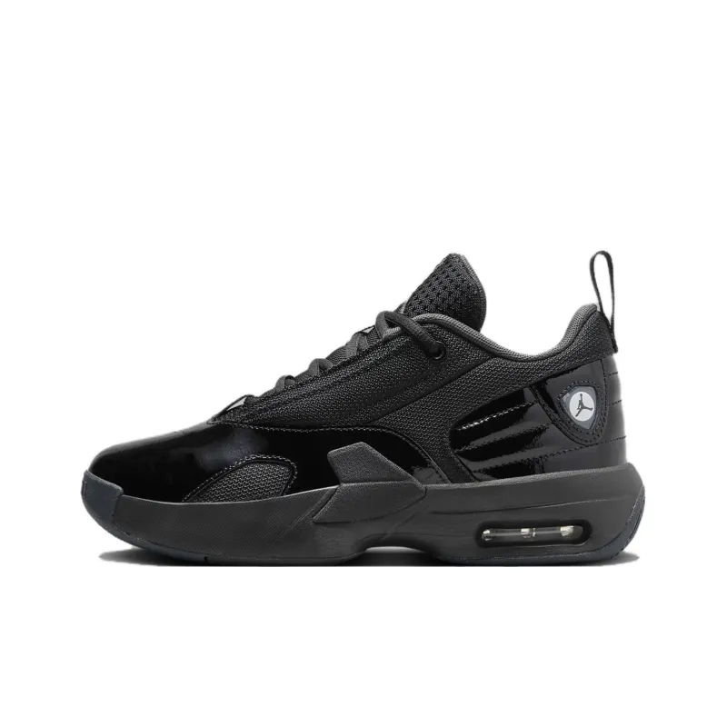 Jordan Max Aura 6 Abrasion Resistant Shock Absorbers Low Top Kids Lifestyle Shoes Black Teenagers-0