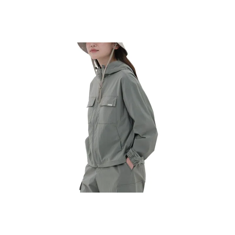 Snow Peak Beauty Eureka Trench Coat Women's Light Khaki-2