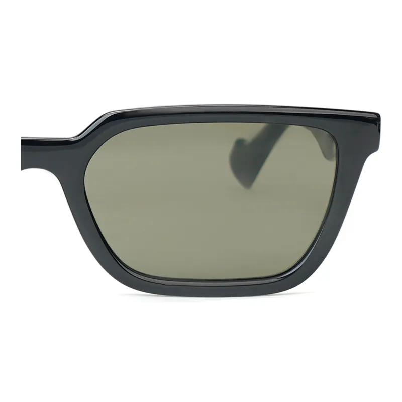 GUCCI Cat Eye Sunglasses-3