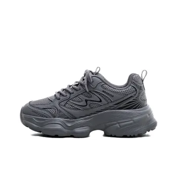 WARRIOR Chunky Sneakers Women's Low Top Black