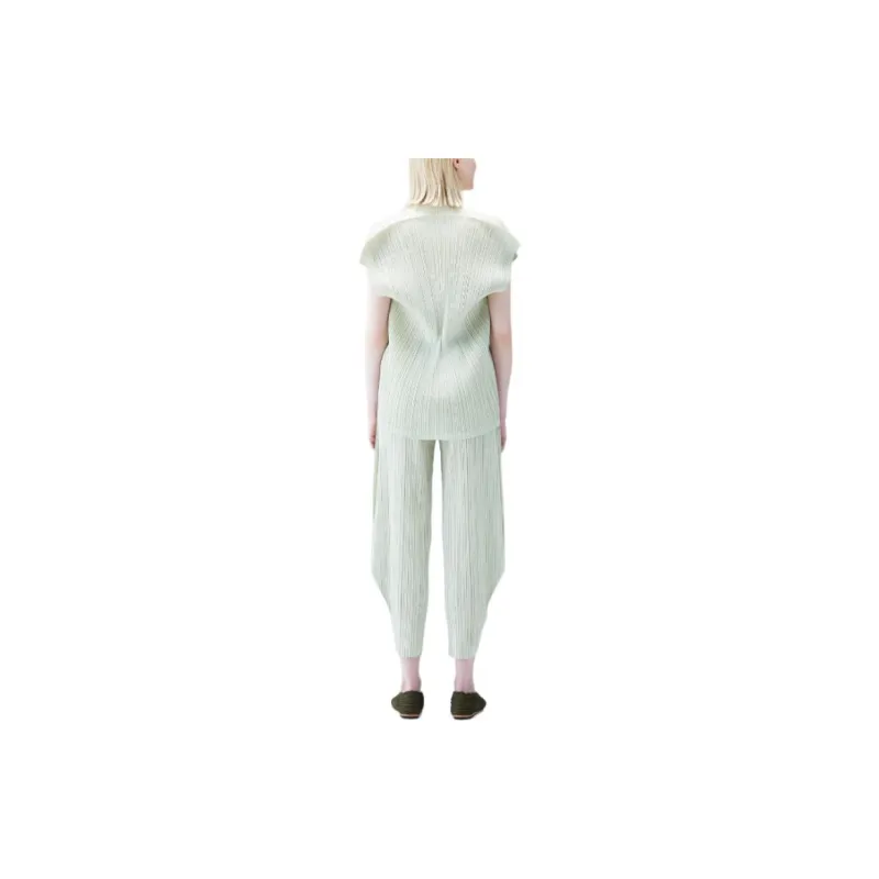 PLEATS PLEASE ISSEY MIYAKE Casual Pants Women's White Green-3