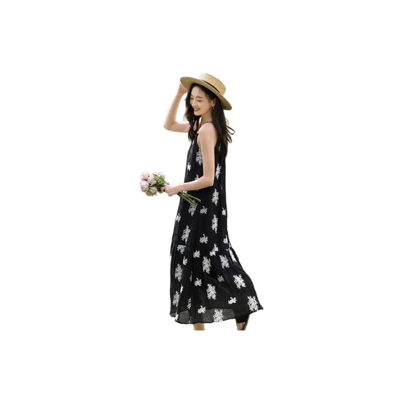 Mo Han Yi Mei Slip Dress Women's Black With White Floral-2