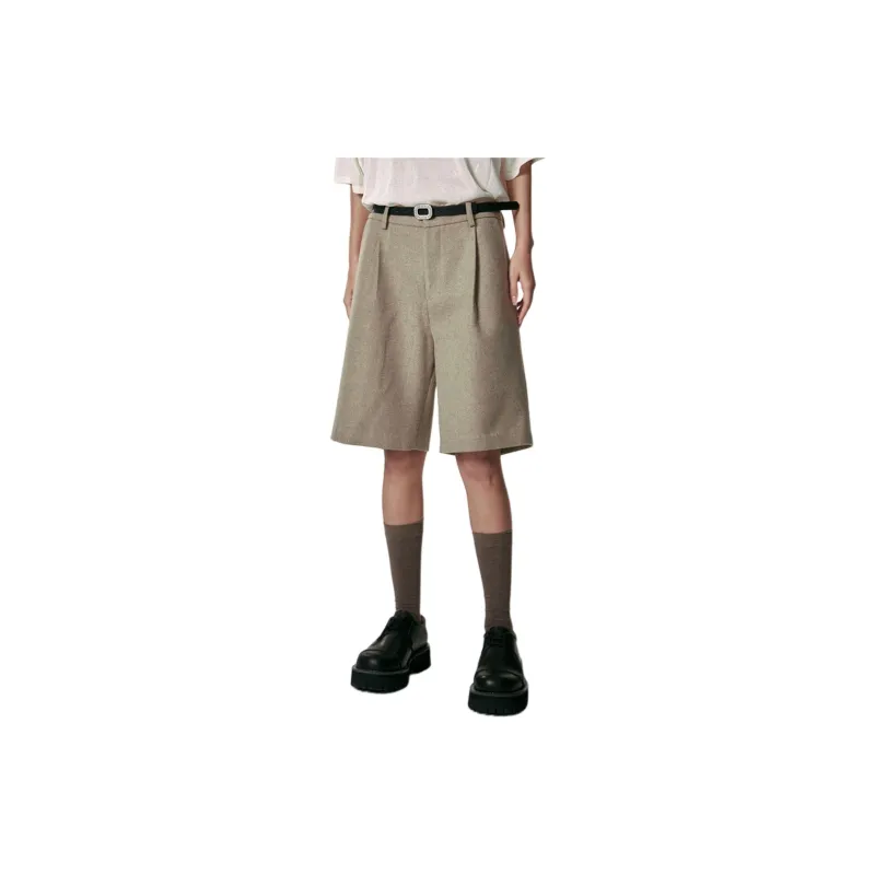 KIKAT Casual Shorts Women's Khaki-1