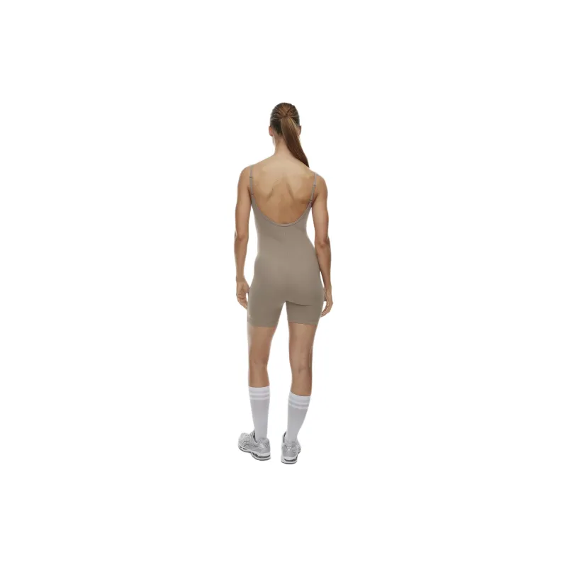 ARITZIA Golden BUTTER Essential 5' Romper Bodysuits Women's Modern Taupe/Modern Taupe-3
