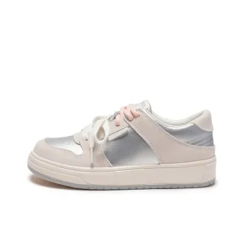 Hotwind Wear resistant And Lightweight Low Top Skateboard Shoes Women's Beige Silver
