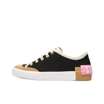 Schutz Low-Top Skateboard Shoes Women's Black