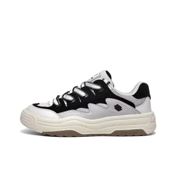 LOTTO Slip Resistant Low Top Skateboard Shoes Women's Black