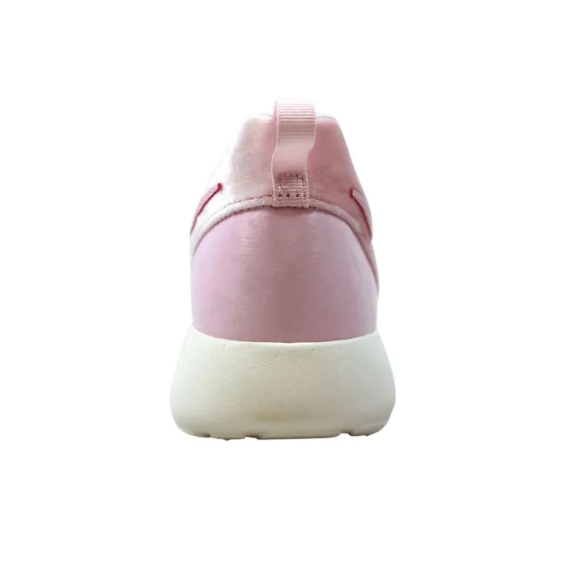 Nike Roshe One Cushioning, Wear Resistant Low Top Kids' Running Shoes Pink Kids'-3