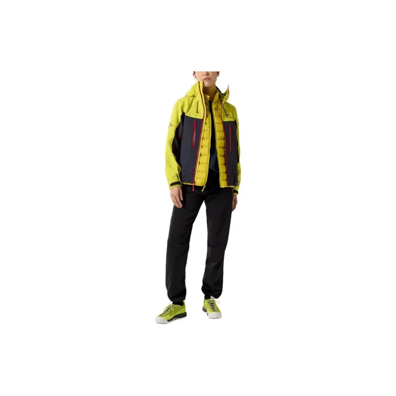 Arc'teryx Women's Alpha Sv Year Of The Dragon Jacket CNY 2024-4
