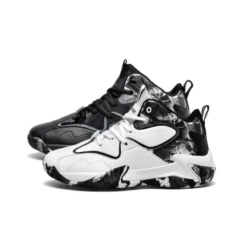 Black tailed Deer Thermal Cushioning Abrasion Resistant Slip Resistant High Top Basketball Shoes Unisex