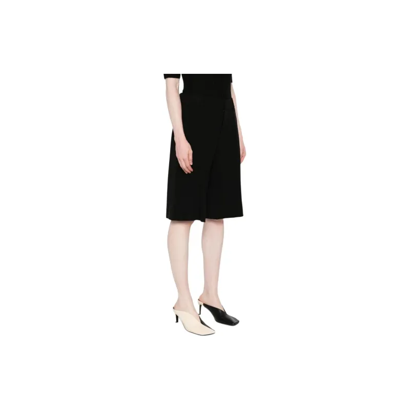 VINCE Low rise Pintuck Shorts-3