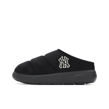 MLB New York Yankees Slip Resistant Abrasion Resistant Platform Height Increasing Fleece Lined Mules Unisex Black
