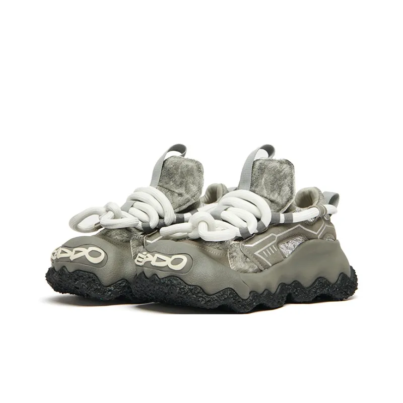 KEDDO Paint Is Not Dry Low-Top Chunky Sneakers Unisex-8