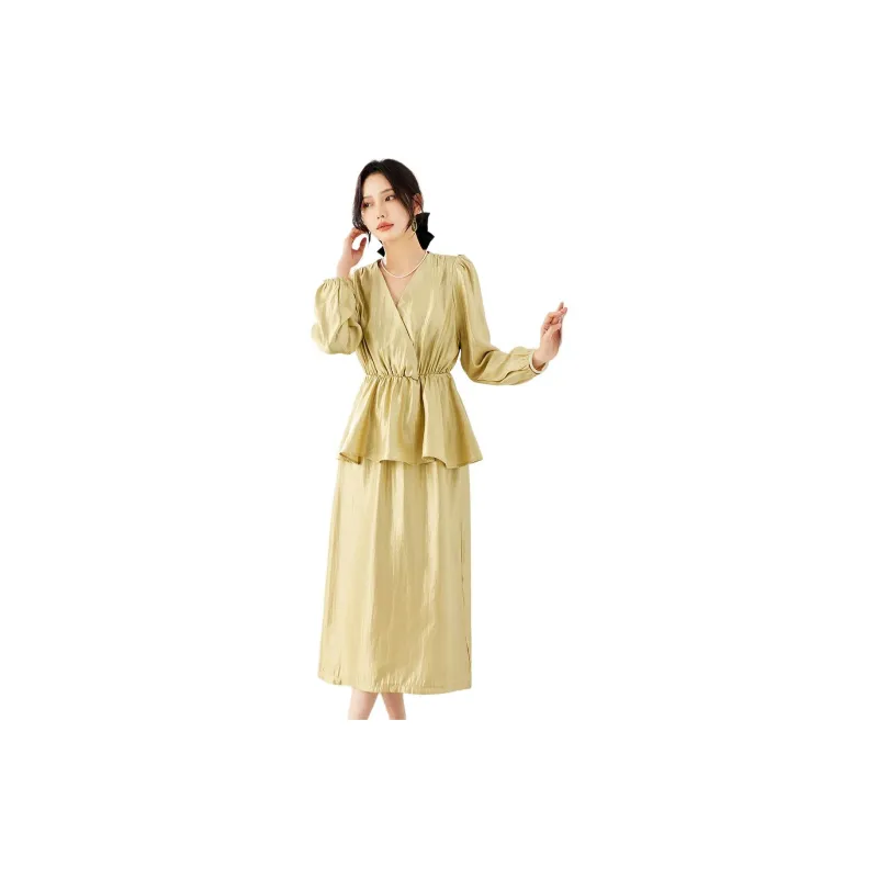 TERRE BLEUE Skirt Set Women's Khaki-1