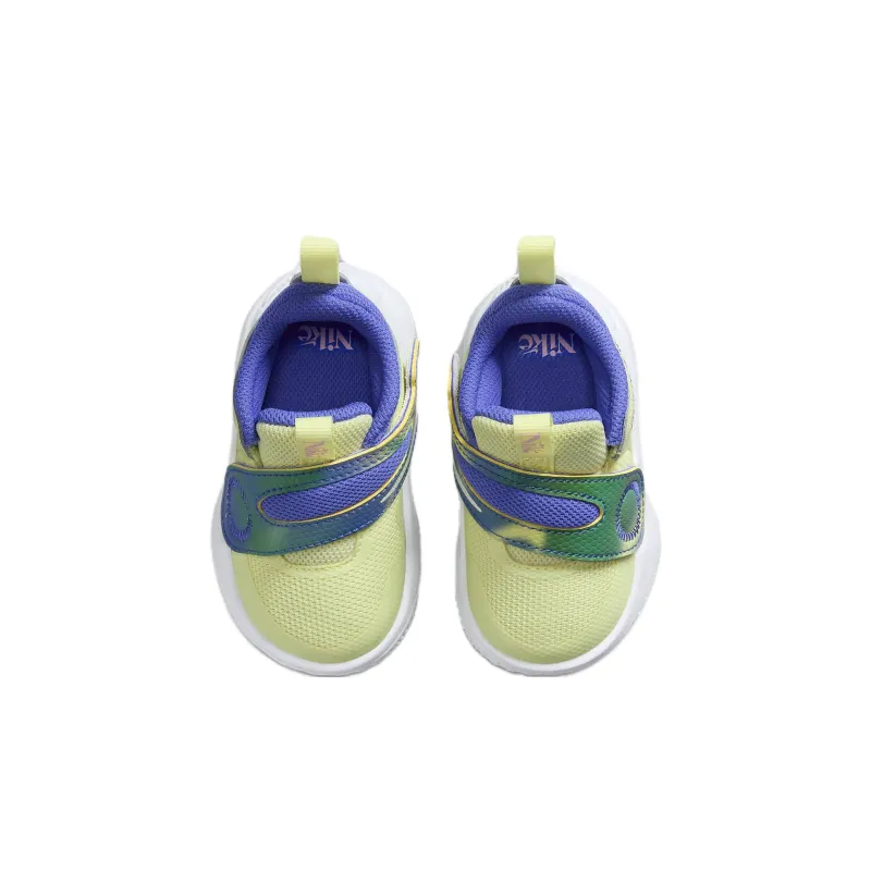 Nike Team Hustle D11 SE TD 'Luminous Green Ultramarine'-3